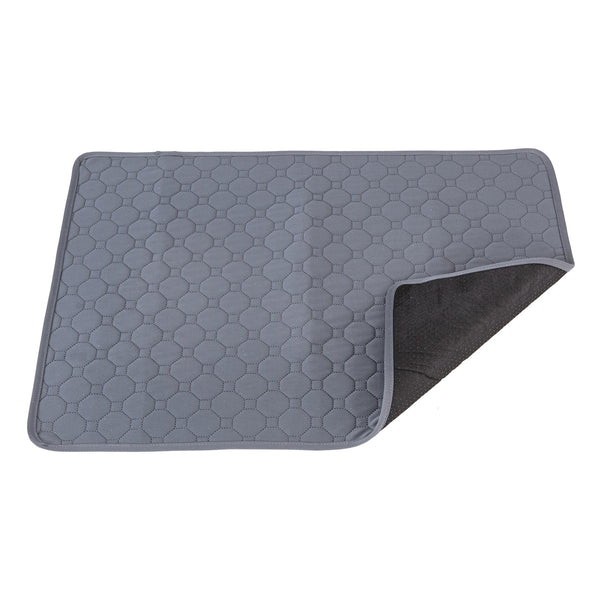 Absorbent and reusable protective mat