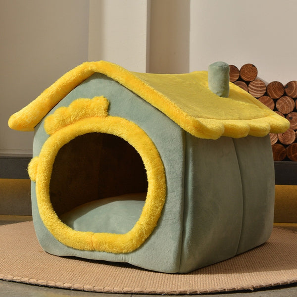 Foldable plush house